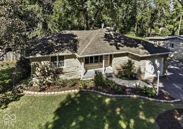 Photo 3 of Single family home for sale at 3502 E Southport Rd, Indianapolis, IN 46227 | MLS# 22128755 | Listing updated on 2026-09-30