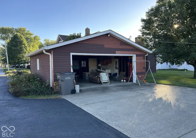 Photo 3 of Single family home for sale at 502 Osborne Ave, Pittsboro, IN 46167 | MLS# 22128756 | Listing updated on 2026-09-29