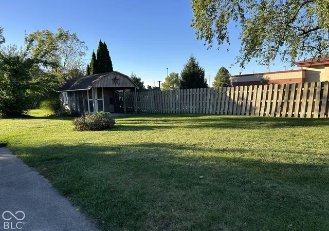 Photo 4 of Single family home for sale at 502 Osborne Ave, Pittsboro, IN 46167 | MLS# 22128756 | Listing updated on 2026-09-29