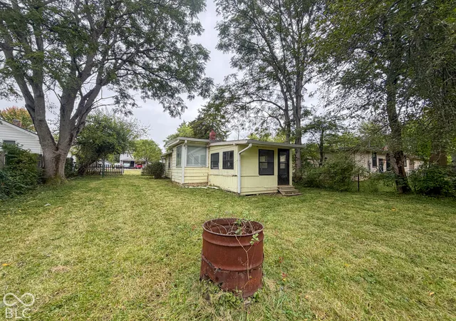 Photo 4 of Single family home for sale at 101 Monroe St, Indianapolis, IN 46229 | MLS# 22128765 | Listing updated on 2026-09-29