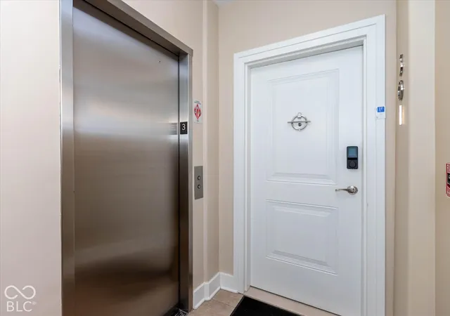 Photo 2 of Condo for sale at 2105 N Meridian St #301, Indianapolis, IN 46202 | MLS# 22128784 | Listing updated on 2026-10-01