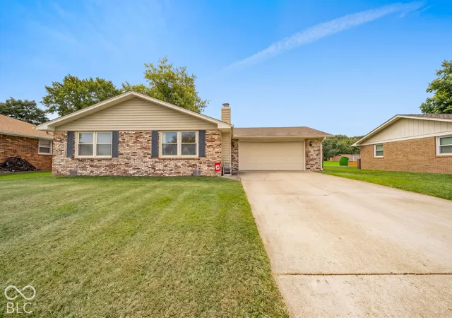 Photo 1 of Single family home for sale at 4117 Alpine Dr, Anderson, IN 46013 | MLS# 22128788 | Listing updated on 2026-10-01
