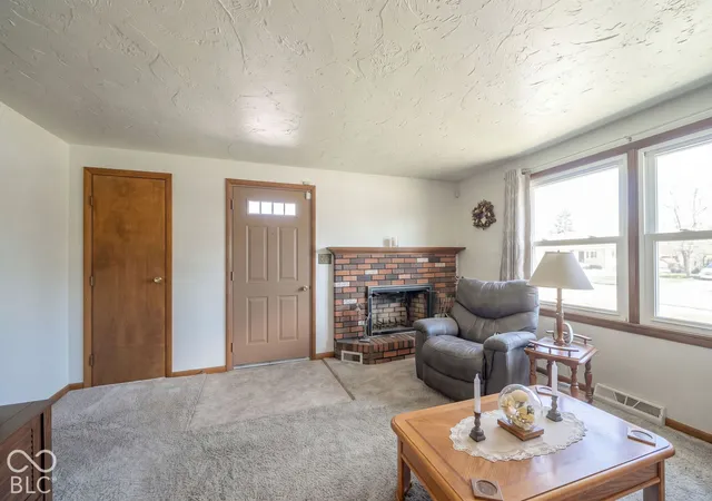 Photo 3 of Single family home for sale at 4117 Alpine Dr, Anderson, IN 46013 | MLS# 22128788 | Listing updated on 2026-10-01