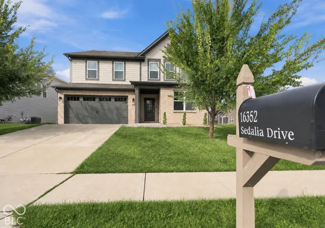 Photo 1 of Single family home for sale at 16352 Sedalia Dr, Fishers, IN 46040 | MLS# 22128804 | Listing updated on 2026-10-05