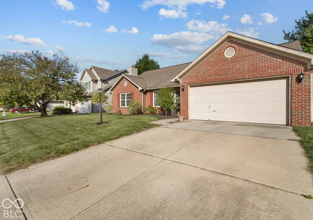 Photo 2 of Single family home for sale at 13073 Britton Ridge, Fishers, IN 46038 | MLS# 22128810 | Listing updated on 2026-09-29