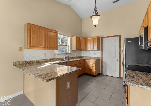 Photo 4 of Single family home for sale at 13073 Britton Ridge, Fishers, IN 46038 | MLS# 22128810 | Listing updated on 2026-09-29