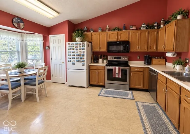 Photo 3 of Single family home for sale at 5640 Mead, Indianapolis, IN 46220 | MLS# 22128816 | Listing updated on 2026-09-30