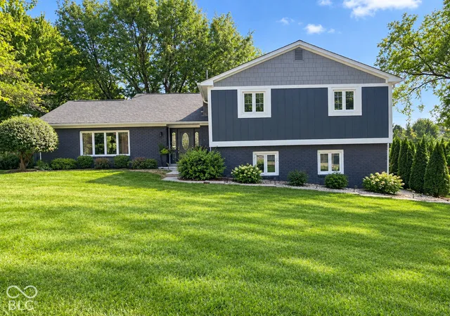 Photo 1 of Single family home for sale at 19550 Cumberland Rd, Noblesville, IN 46060 | MLS# 22128830 | Listing updated on 2026-10-16