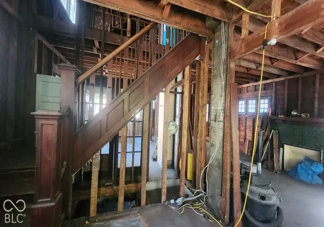 Photo 4 of Single family home for sale at 575 Woodruff Pl W Dr, Indianapolis, IN 46201 | MLS# 22128838 | Listing updated on 2026-09-30