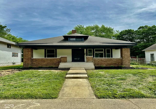 Photo 1 of Single family home for sale at 941 N Tuxedo St, Indianapolis, IN 46201 | MLS# 22128839 | Listing updated on 2026-09-29