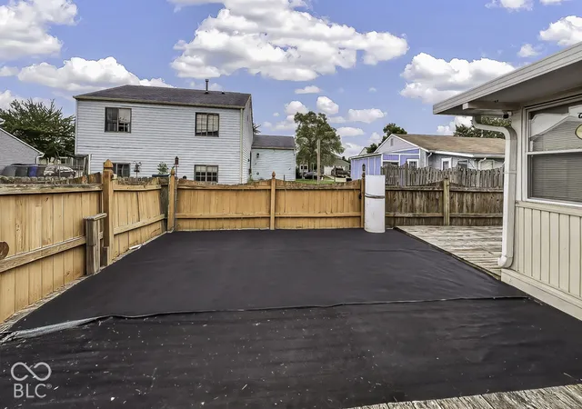 Photo 3 of Single family home for sale at 625 Woods Xing Dr, Indianapolis, IN 46239 | MLS# 22128840 | Listing updated on 2026-10-25