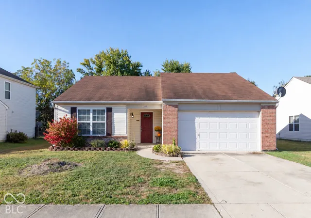 Single family home for sale at 1257 Spring Lake Dr, Brownsburg, IN 46112 | MLS# 22128854