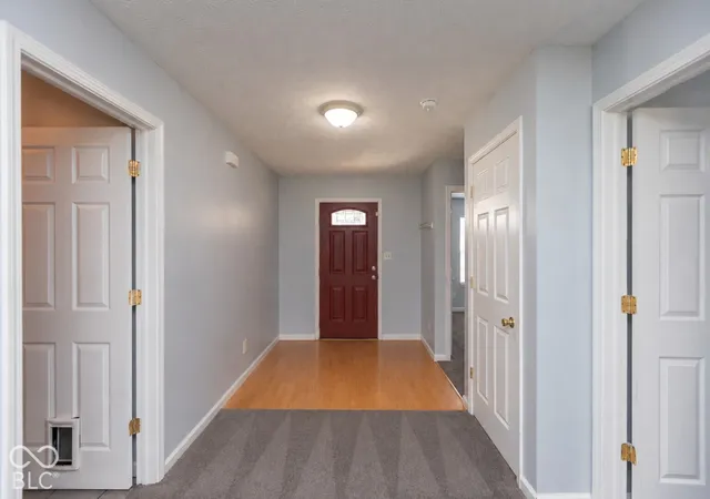 Photo 2 of Single family home for sale at 1257 Spring Lake Dr, Brownsburg, IN 46112 | MLS# 22128854 | Listing updated on 2026-10-09