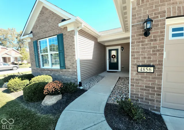Photo 2 of Single family home for sale at 4856 Lilium Dr, Plainfield, IN 46168 | MLS# 22128855 | Listing updated on 2026-09-30