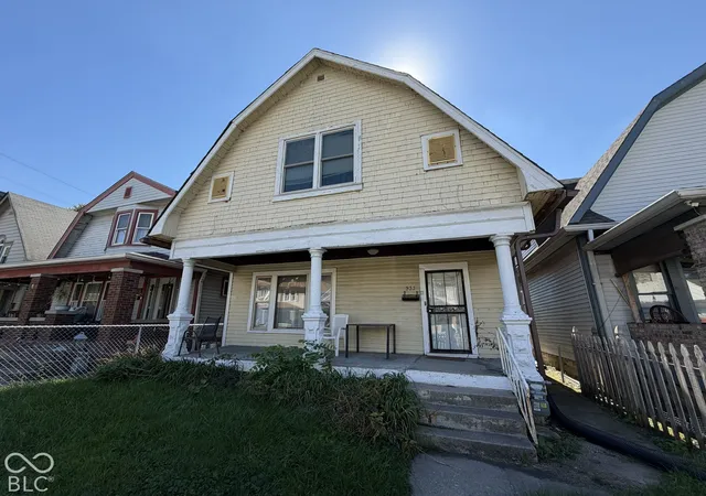 Photo 2 of Single family home for sale at 933 E Morris St, Indianapolis, IN 46203 | MLS# 22128861 | Listing updated on 2026-10-01
