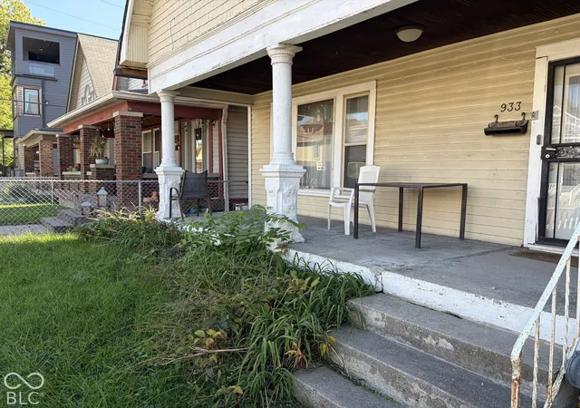 Photo 3 of Single family home for sale at 933 E Morris St, Indianapolis, IN 46203 | MLS# 22128861 | Listing updated on 2026-10-01