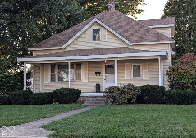 Photo 1 of Single family home for sale at 903 N George St, Rushville, IN 46173 | MLS# 22128883 | Listing updated on 2026-09-30