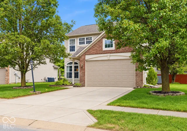 Single family home for sale at 10593 Sienna Dr, Noblesville, IN 46060 | MLS# 22128888