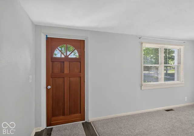 Photo 3 of Single family home for sale at 17335 S Mill Crk Rd, Noblesville, IN 46062 | MLS# 22128909 | Listing updated on 2026-09-30