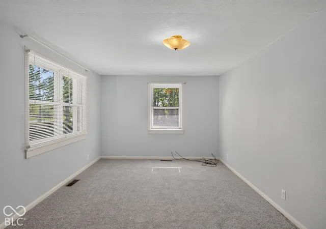 Photo 4 of Single family home for sale at 17335 S Mill Crk Rd, Noblesville, IN 46062 | MLS# 22128909 | Listing updated on 2026-09-30