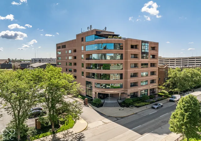 Condo for sale at 225 N New Jersey St #27, Indianapolis, IN 46204 | MLS# 22128913