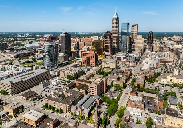 Photo 32 of Condo for sale at 225 N New Jersey St #27, Indianapolis, IN 46204 | MLS# 22128913 | Listing updated on 2026-10-09