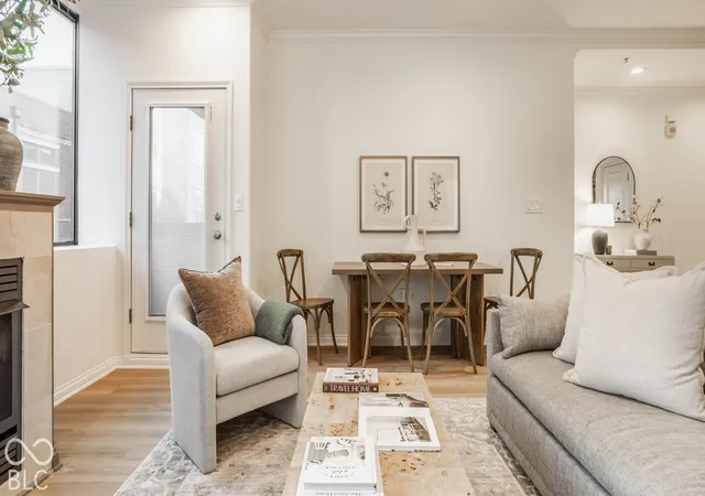 Photo 4 of Condo for sale at 225 N New Jersey St #27, Indianapolis, IN 46204 | MLS# 22128913 | Listing updated on 2026-10-06