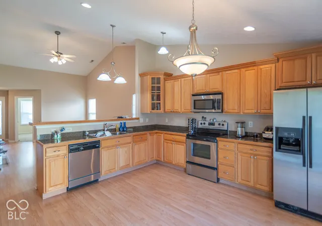 Photo 1 of Single family home for sale at 10552 Lookout Ln, Indianapolis, IN 46234 | MLS# 22128919 | Listing updated on 2026-09-30