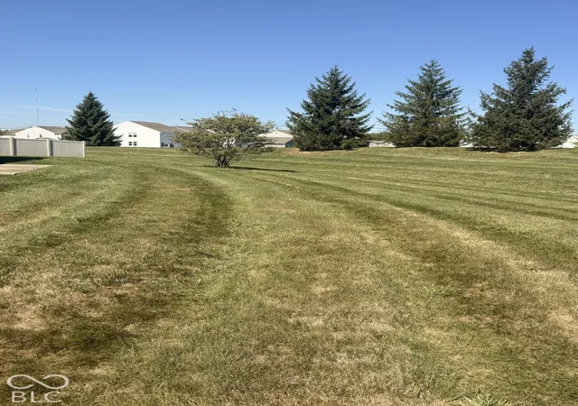 Photo 3 of Single family home for sale at 1131 Ascalon Ct, Indianapolis, IN 46239 | MLS# 22128922 | Listing updated on 2026-10-06