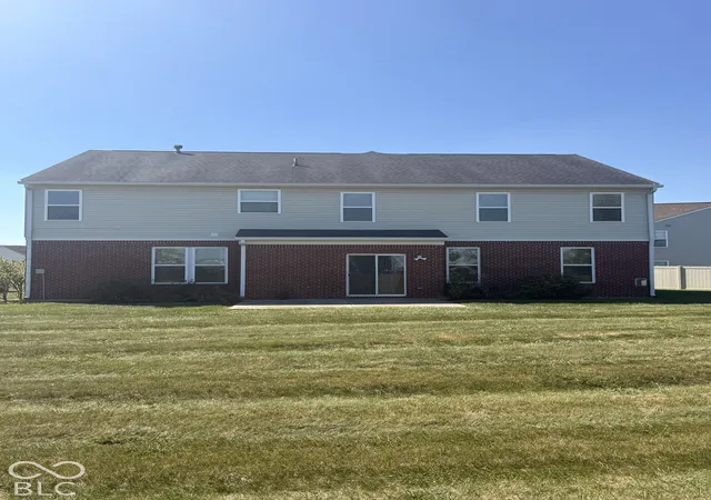 Photo 4 of Single family home for sale at 1131 Ascalon Ct, Indianapolis, IN 46239 | MLS# 22128922 | Listing updated on 2026-10-06