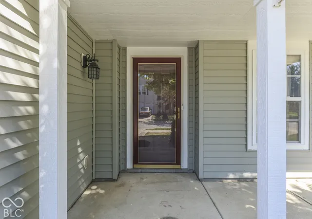 Photo 3 of Single family home for sale at 10908 Firefly Cir, Indianapolis, IN 46259 | MLS# 22128928 | Listing updated on 2026-09-30