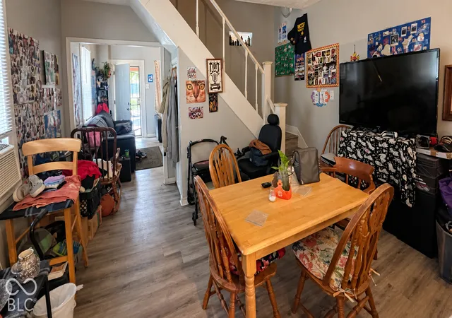 Photo 4 of House for sale at 1302 N Oxford St, Indianapolis, IN 46201 | MLS# 22128933 | Listing updated on 2026-10-05
