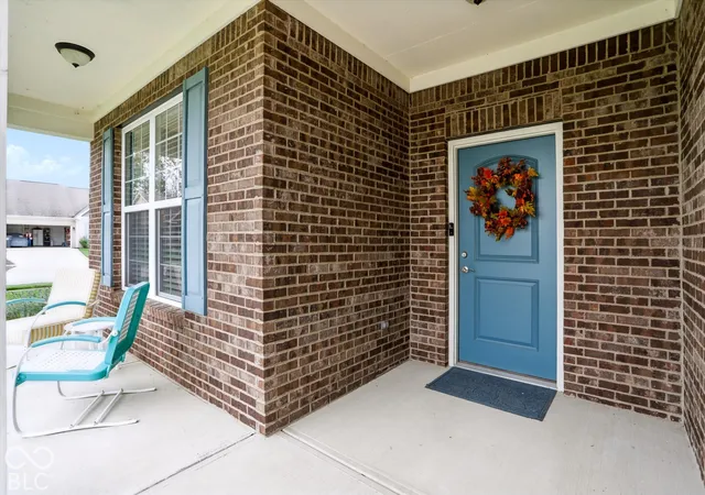 Photo 3 of Condo for sale at 1183 Red Tail Ct, Greenwood, IN 46143 | MLS# 22128938 | Listing updated on 2026-10-02