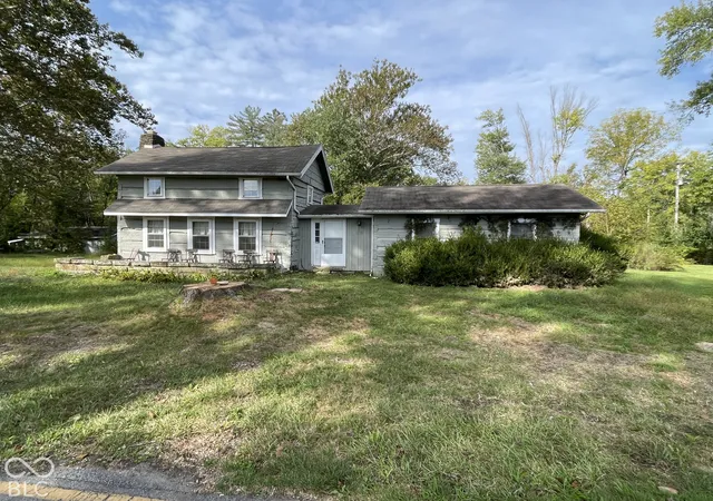 Photo 1 of Sale Pending at 214 S Jefferson St, Nashville, IN 47448 | MLS# 22128940 | Listing updated on 2026-09-30