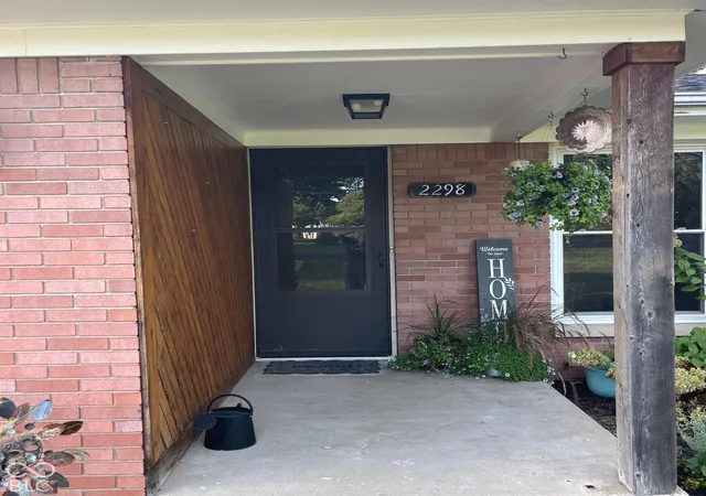 Photo 3 of Single family home for sale at 2298 W Country Clb Rd, Crawfordsville, IN 47933 | MLS# 22128947 | Listing updated on 2026-10-05