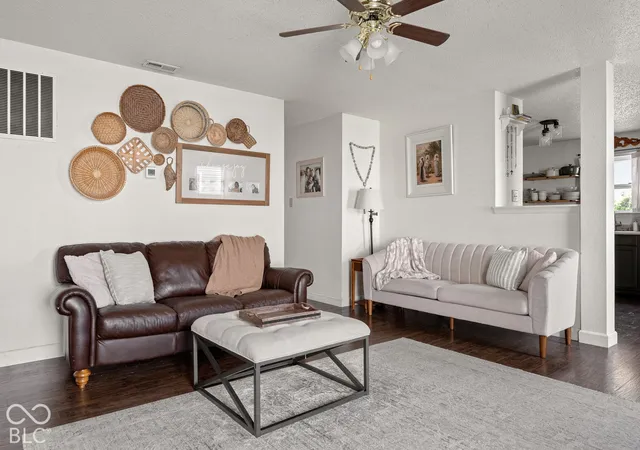 Photo 4 of Sale Pending at 8357 S Firefly Dr, Pendleton, IN 46064 | MLS# 22128971 | Listing updated on 2026-10-05