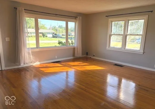Photo 3 of Sale Pending at 3183 E 150 South, Franklin, IN 46131 | MLS# 22128981 | Listing updated on 2026-10-07
