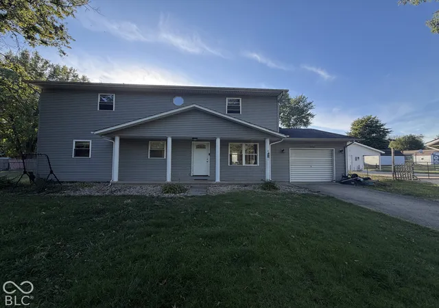 Photo 1 of Single family home for sale at 280 9th Street Nw, Linton, IN 47441 | MLS# 22128992 | Listing updated on 2026-10-06