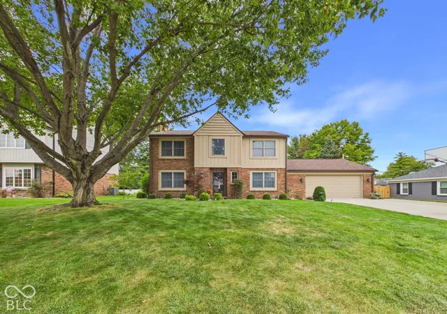 Single family home for sale at 2106 Hillcrest Ave, Anderson, IN 46011 | MLS# 22128993