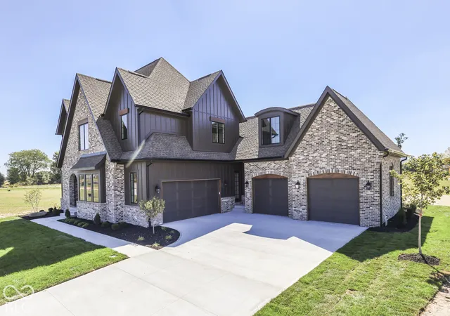 Photo 1 of Single family home for sale at 4288 Aurelius Dr, Greenwood, IN 46143 | MLS# 22128998 | Listing updated on 2026-10-01