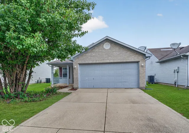 Photo 1 of Sale Pending at 8169 Whitaker Valley Blvd, Indianapolis, IN 46237 | MLS# 22129002 | Listing updated on 2026-10-07