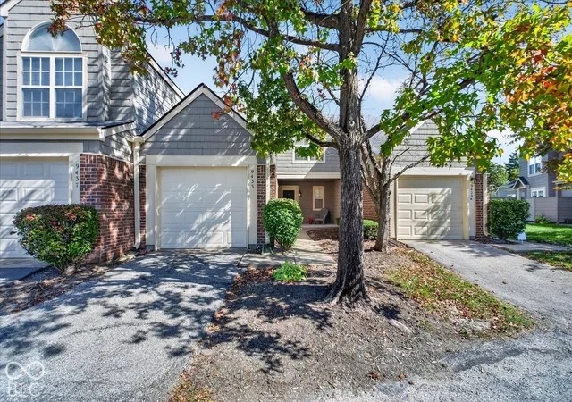 Condo for sale at 9433 Wimbledon Ct, Indianapolis, IN 46250 | MLS# 22129008