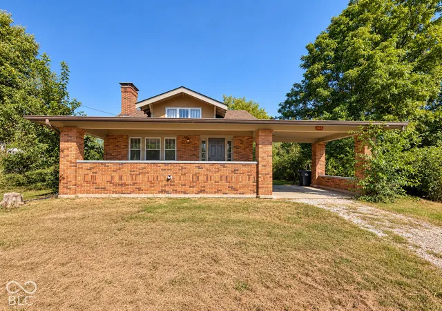 Photo 1 of Single family home for sale at 6844 W Thompson Rd, Indianapolis, IN 46241 | MLS# 22129021 | Listing updated on 2026-09-30