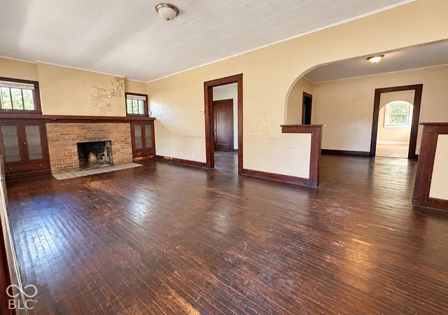Photo 4 of Single family home for sale at 6844 W Thompson Rd, Indianapolis, IN 46241 | MLS# 22129021 | Listing updated on 2026-09-30