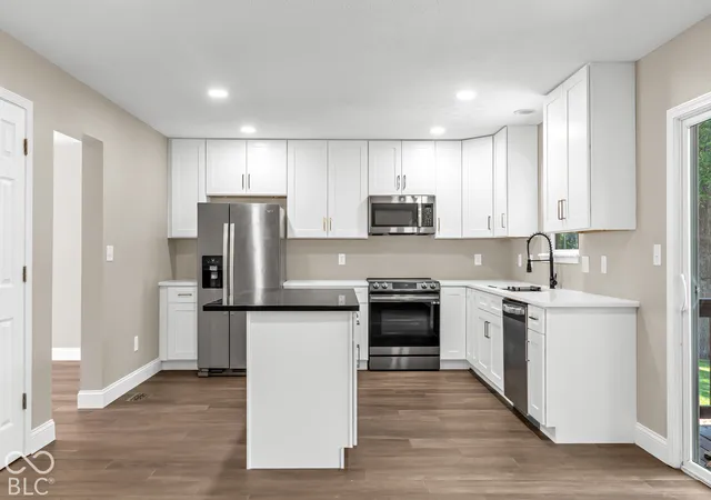 Photo 2 of Single family home for sale at 11890 Sand Crk Blvd, Fishers, IN 46037 | MLS# 22129025 | Listing updated on 2026-09-30
