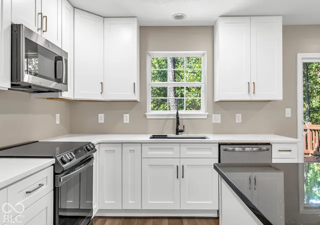Photo 3 of Single family home for sale at 11890 Sand Crk Blvd, Fishers, IN 46037 | MLS# 22129025 | Listing updated on 2026-09-30