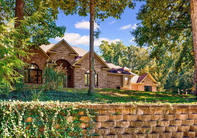 Photo 3 of Single family home for sale at 6545 W Twin Lakes Dr, Martinsville, IN 46151 | MLS# 22129028 | Listing updated on 2026-10-04