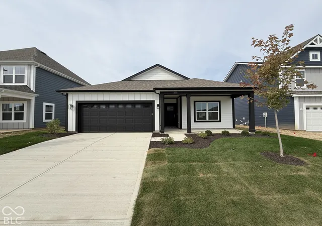 Photo 2 of Sale Pending at 152 Varenne Rd, Danville, IN 46122 | MLS# 22129036 | Listing updated on 2026-10-06