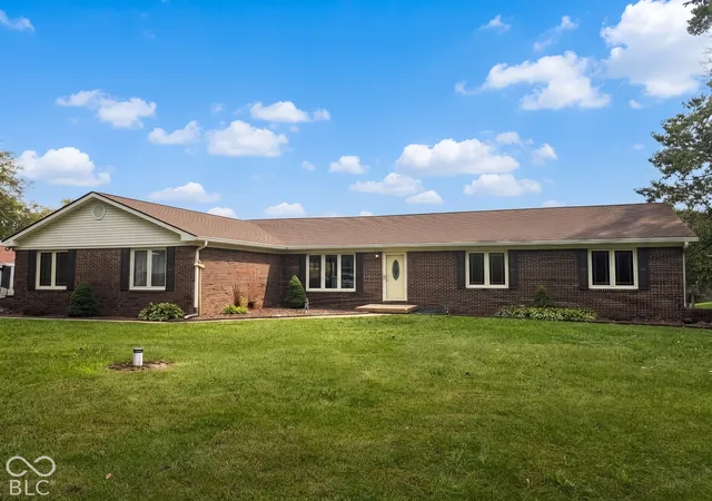 Single family home for sale at 7237 Marstella Dr, Brownsburg, IN 46112 | MLS# 22129038