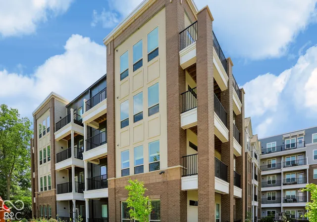Photo 2 of Condo for sale at 13111 Old Meridian St #APT 485, Carmel, IN 46032 | MLS# 22129052 | Listing updated on 2026-10-07